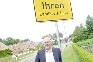 Ihrens Ortsbürgermeister Heinz Wiemers freut sich, dass im Dorf wieder gemeinsame Unternehmungen möglich sind. Foto: Wieking